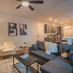 Cozy 1Br Kierland Commons, Tpc Golf, Pool, Gym, W-D