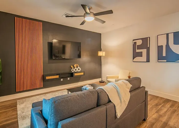 Cozy 1Br Kierland Commons, Tpc Golf, Pool, Gym, W-D