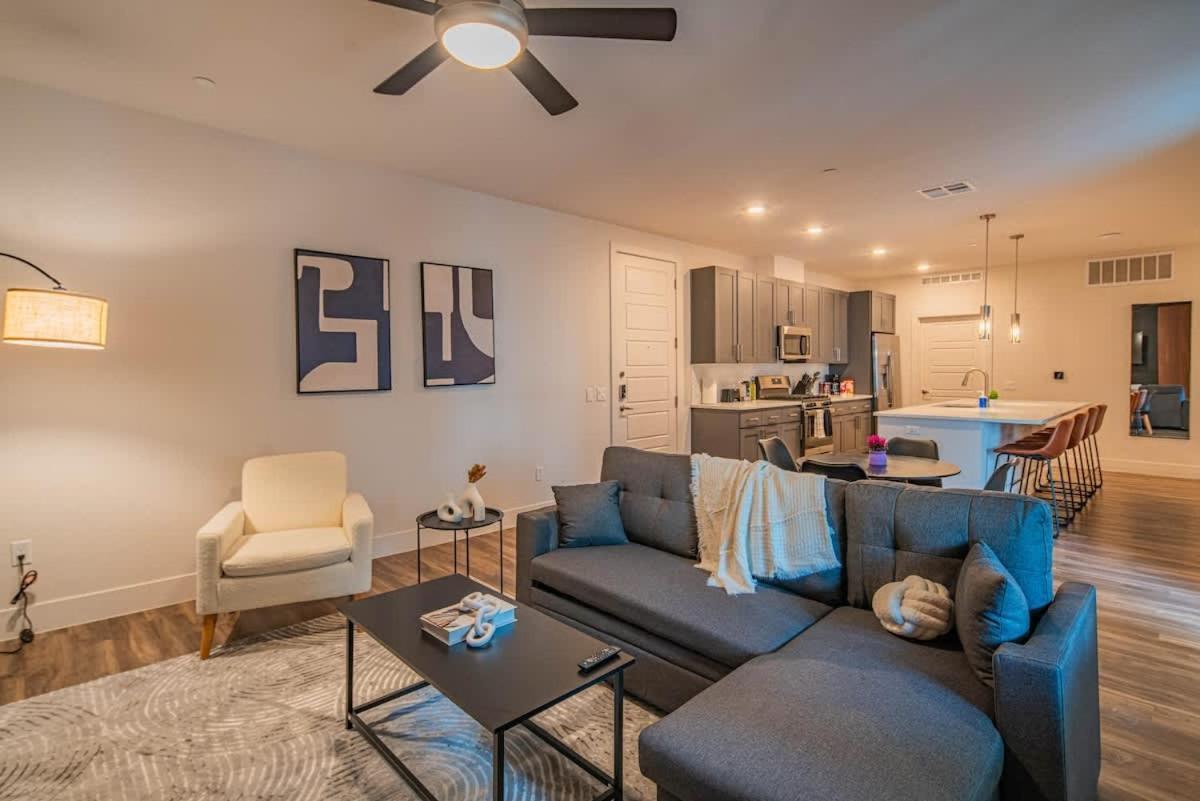 Apartment Cozy 1br Kierland Commons, Tpc Golf, Pool, Gym, W-d Scottsdale